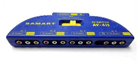 Geeko 4 Port RCA AV Switch, Retail Box, No Warranty